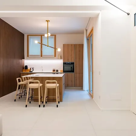 Apartment White House Con Posti Auto Milan