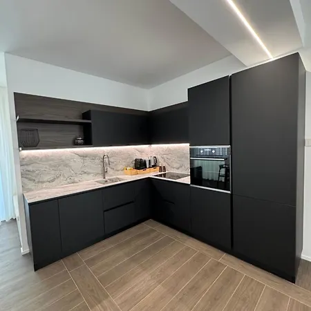 White House Con Posti Auto Milano