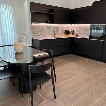 White House Con Posti Auto Milano