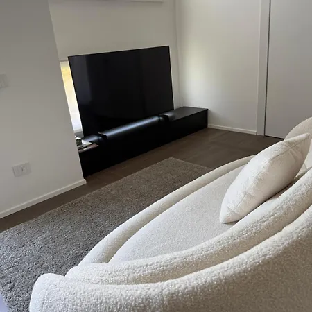 Apartment White House Con Posti Auto Milan